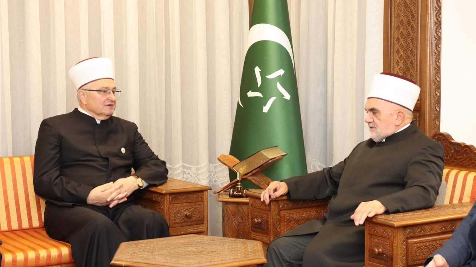 muftija-dudic-se-sastao-sa-predsjednikom-mesihata-islamske-zajednice-u-hrvatskoj-muftijom-aziz-ef-hasanovicem41830