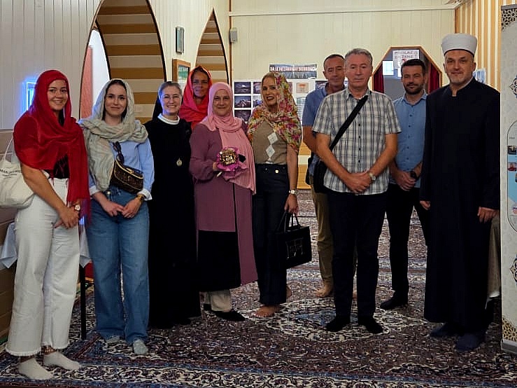 1000004695